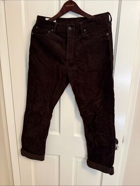 GAP Men's Corduroy Pants in Dark Brown
